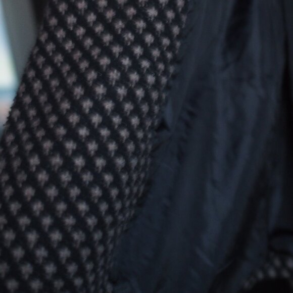 Kismet | Houndstooth Wool Blend Tie Waist Coat w Hood - Picture 6 of 6